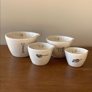 Rae Dunn ICON Measuring Cups